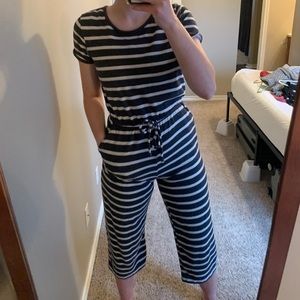 Old Navy gray striped romper - M